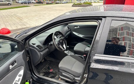 Hyundai Solaris II рестайлинг, 2013 год, 915 000 рублей, 9 фотография