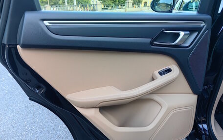 Porsche Macan I рестайлинг, 2019 год, 5 300 000 рублей, 23 фотография