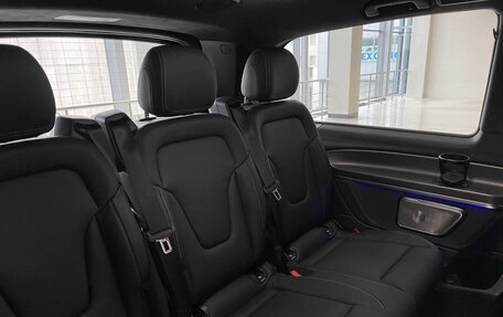 Mercedes-Benz V-Класс, 2025 год, 13 990 000 рублей, 40 фотография