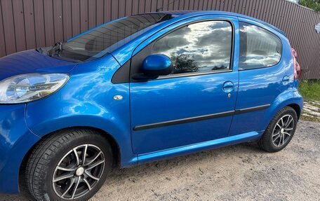 Peugeot 107 I рестайлинг, 2012 год, 440 000 рублей, 5 фотография