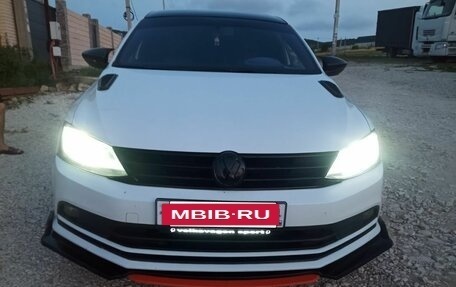 Volkswagen Jetta VI, 2017 год, 980 000 рублей, 7 фотография