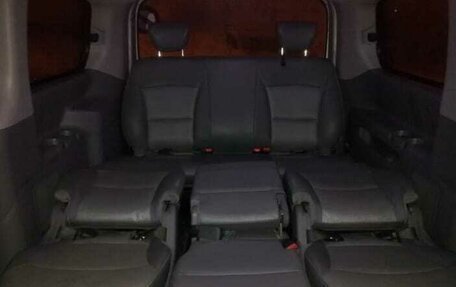 Hyundai H-1 II рестайлинг, 2008 год, 800 000 рублей, 2 фотография