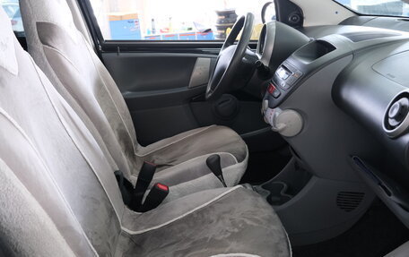 Peugeot 107 I рестайлинг, 2011 год, 619 000 рублей, 17 фотография