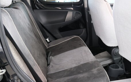 Peugeot 107 I рестайлинг, 2011 год, 619 000 рублей, 19 фотография