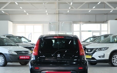 Peugeot 107 I рестайлинг, 2011 год, 619 000 рублей, 6 фотография