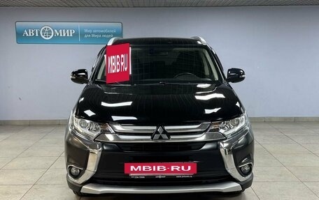 Mitsubishi Outlander III рестайлинг 3, 2017 год, 1 799 000 рублей, 2 фотография