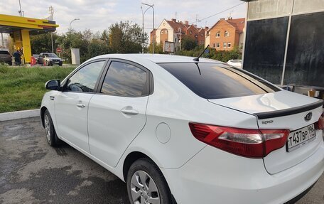 KIA Rio III рестайлинг, 2011 год, 765 000 рублей, 4 фотография