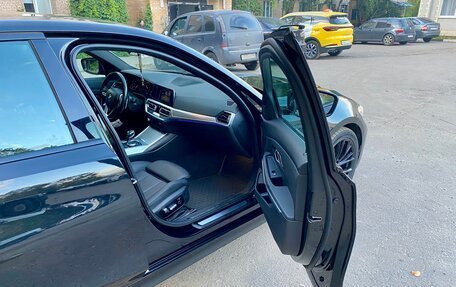 BMW 3 серия, 2020 год, 2 550 000 рублей, 10 фотография