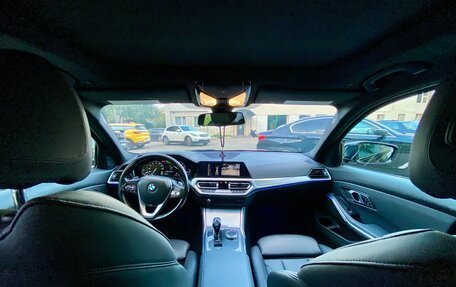 BMW 3 серия, 2020 год, 2 550 000 рублей, 17 фотография