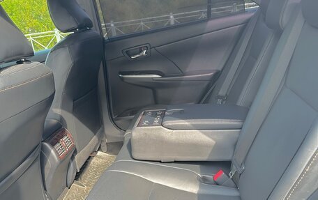 Toyota Camry, 2017 год, 2 550 000 рублей, 10 фотография