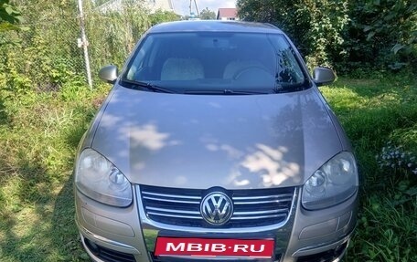 Volkswagen Jetta VI, 2008 год, 560 000 рублей, 1 фотография
