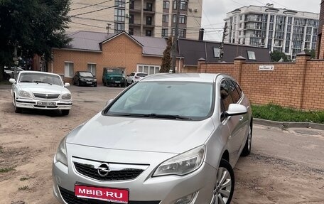 Opel Astra J, 2012 год, 705 000 рублей, 1 фотография