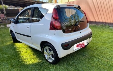 Peugeot 107 I рестайлинг, 2012 год, 555 000 рублей, 4 фотография