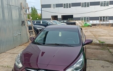 Hyundai Solaris II рестайлинг, 2011 год, 1 100 000 рублей, 9 фотография