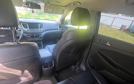 Hyundai Tucson III, 2015 год, 1 700 000 рублей, 10 фотография