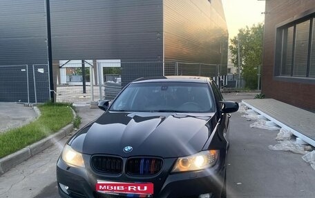 BMW 3 серия, 2011 год, 1 530 000 рублей, 1 фотография