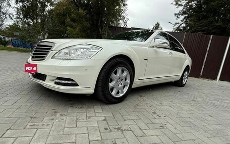 Mercedes-Benz S-Класс, 2011 год, 5 150 рублей, 1 фотография