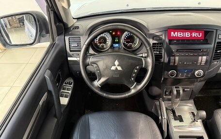 Mitsubishi Pajero IV, 2010 год, 1 979 800 рублей, 10 фотография