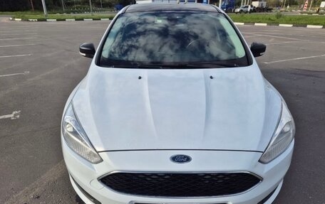 Ford Focus III, 2017 год, 890 000 рублей, 2 фотография