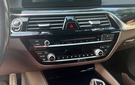 BMW 6 серия, 2017 год, 3 300 000 рублей, 13 фотография