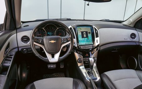 Chevrolet Cruze II, 2013 год, 930 000 рублей, 6 фотография