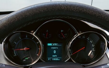 Chevrolet Cruze II, 2013 год, 930 000 рублей, 20 фотография