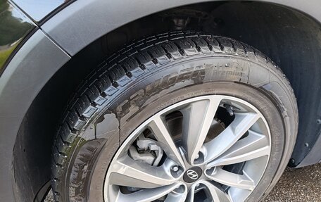 Hyundai Santa Fe III рестайлинг, 2018 год, 2 450 000 рублей, 5 фотография