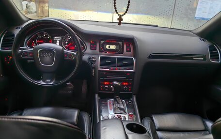 Audi Q7, 2010 год, 1 850 000 рублей, 10 фотография