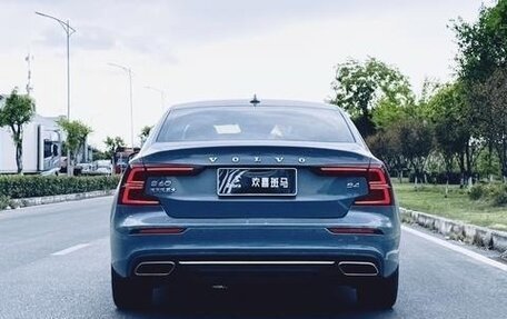 Volvo S60 III, 2022 год, 3 200 030 рублей, 5 фотография