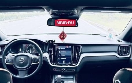 Volvo S60 III, 2022 год, 3 200 030 рублей, 7 фотография