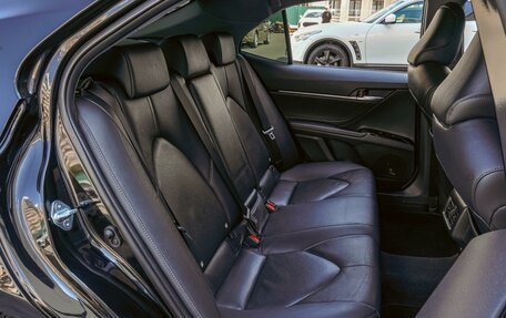 Toyota Camry, 2018 год, 2 760 000 рублей, 7 фотография