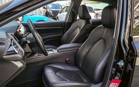 Toyota Camry, 2018 год, 2 760 000 рублей, 10 фотография