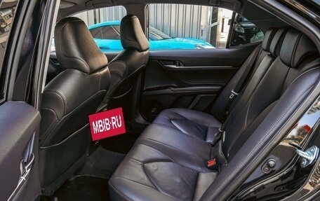 Toyota Camry, 2018 год, 2 760 000 рублей, 11 фотография