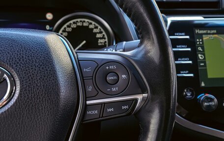 Toyota Camry, 2018 год, 2 760 000 рублей, 17 фотография