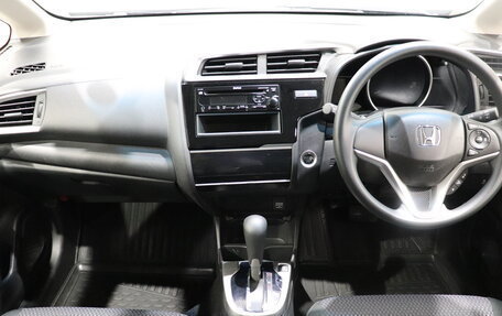 Honda Fit III, 2019 год, 1 050 000 рублей, 14 фотография