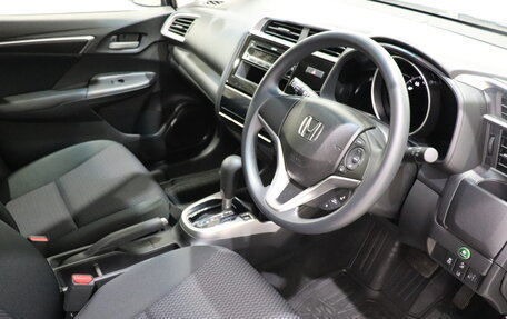 Honda Fit III, 2019 год, 1 050 000 рублей, 17 фотография