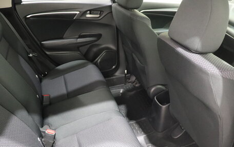 Honda Fit III, 2019 год, 1 050 000 рублей, 18 фотография