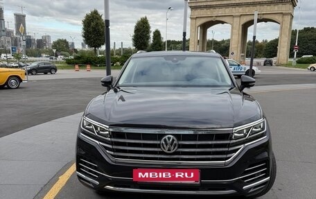 Volkswagen Touareg III, 2019 год, 6 200 000 рублей, 7 фотография