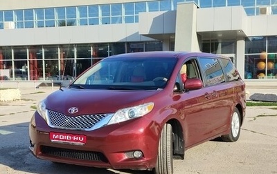 Toyota Sienna III, 2010 год, 1 490 000 рублей, 1 фотография