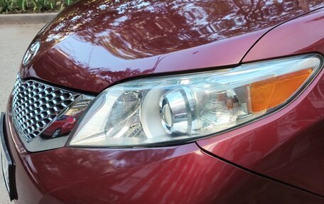 Toyota Sienna III, 2010 год, 1 490 000 рублей, 7 фотография