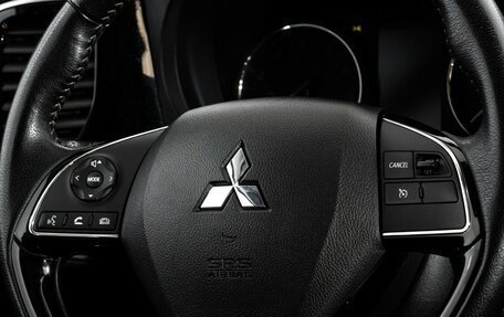 Mitsubishi Outlander III рестайлинг 3, 2022 год, 2 599 000 рублей, 12 фотография