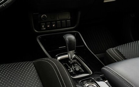 Mitsubishi Outlander III рестайлинг 3, 2022 год, 2 599 000 рублей, 14 фотография