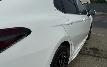 Toyota Camry, 2021 год, 2 850 000 рублей, 2 фотография