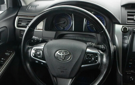 Toyota Camry, 2018 год, 2 099 000 рублей, 13 фотография
