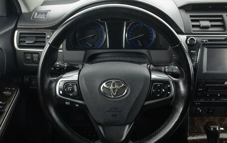 Toyota Camry, 2018 год, 2 099 000 рублей, 19 фотография