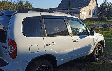 Chevrolet Niva I рестайлинг, 2013 год, 630 000 рублей, 7 фотография