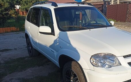 Chevrolet Niva I рестайлинг, 2013 год, 630 000 рублей, 14 фотография