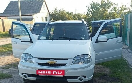 Chevrolet Niva I рестайлинг, 2013 год, 630 000 рублей, 13 фотография