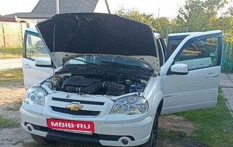 Chevrolet Niva I рестайлинг, 2013 год, 630 000 рублей, 20 фотография