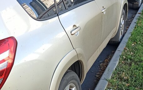 Toyota RAV4, 2011 год, 1 370 000 рублей, 4 фотография